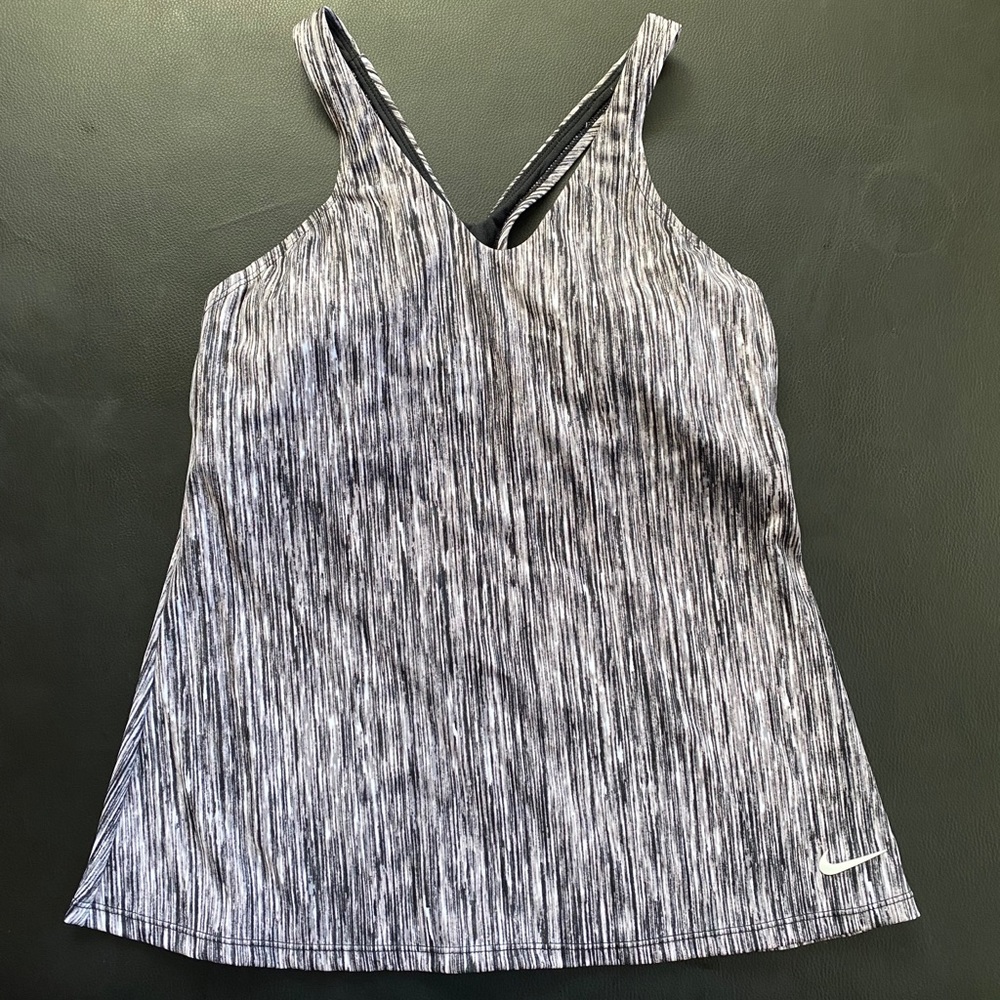 Nike Tankini Swim Top, Sz M (6-8)
